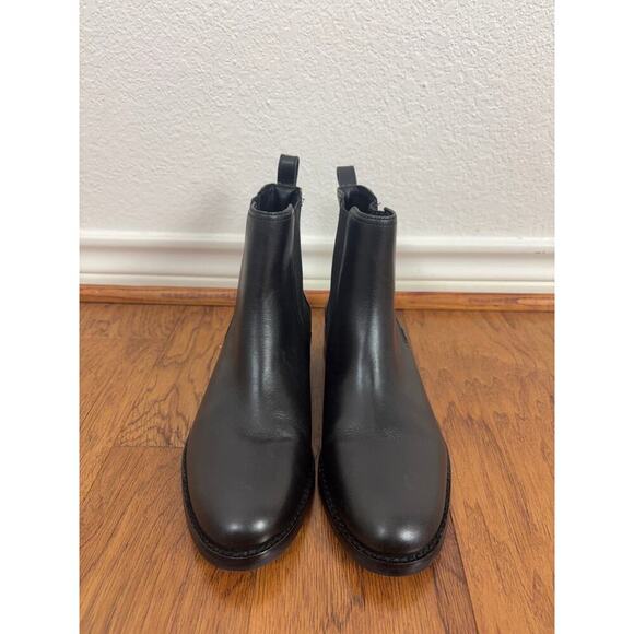 B53 Coach Maeve Sculpted C Leather Chelsea Booties 8.5 Urban Off Duty Model - Picture 4 of 10